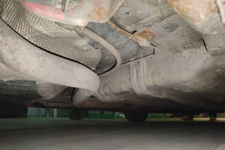 Used Hyundai Verna (older generation) 2011 Hatchback 1.4L Automatic Comfort Model GS Chassis Rear Right