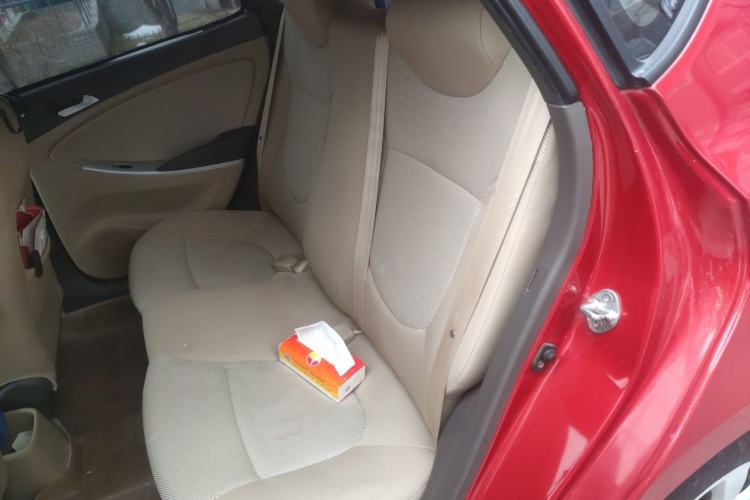 Used Hyundai Verna (older generation) 2011 Hatchback 1.4L Manual Comfort Model GS Left Rear Seat
