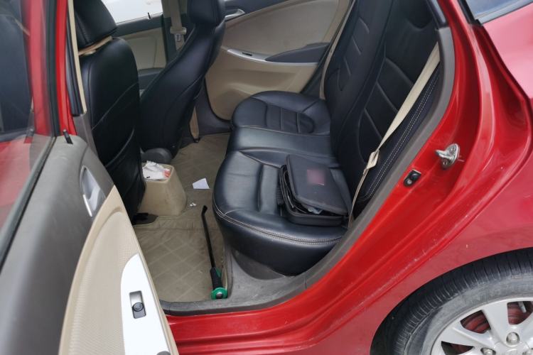 Used Hyundai Verna (older generation) 2011 Hatchback 1.4L Manual Standard GL Model Left Rear Seat