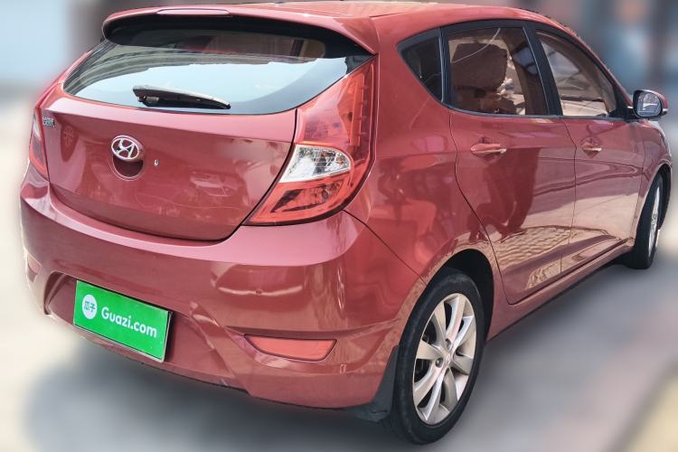 Used Hyundai Verna (older generation) 2011 Hatchback 1.4L Automatic Luxury GLS Model Rear Right 45 Deg