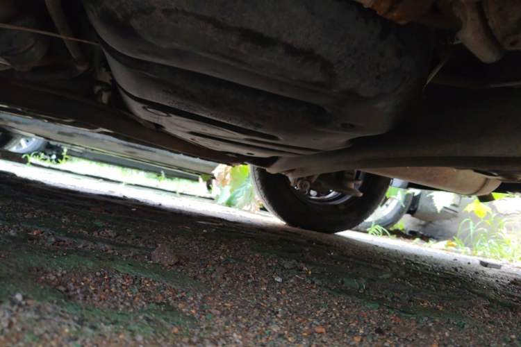 Used Hyundai Verna (older generation) 2011 Hatchback 1.4L Automatic Comfort Model GS Chassis Rear Left