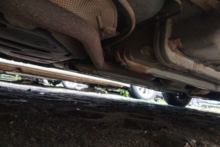Used Hyundai Verna (older generation) 2011 Hatchback 1.4L Automatic Comfort Model GS Chassis Rear Right