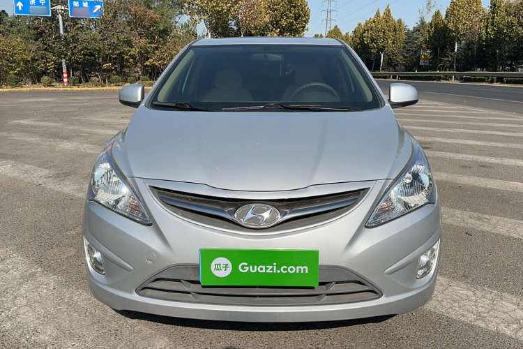 Used Hyundai Verna (older generation) 2011 Hatchback 1.4L Automatic Fashion GT Exterior 1