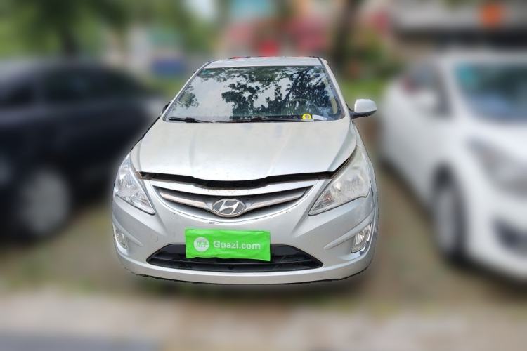 Used Hyundai Verna (older generation) 2011 Hatchback 1.4L Automatic Comfort Model GS Front