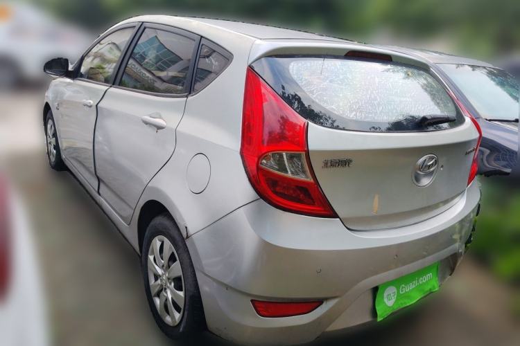 Used Hyundai Verna (older generation) 2011 Hatchback 1.4L Automatic Comfort Model GS Rear Left 45 Deg