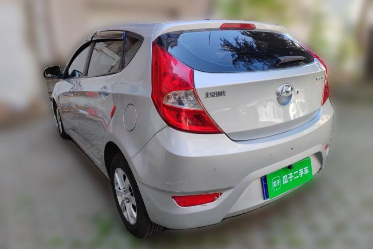 Used Hyundai Verna (older generation) 2011 Hatchback 1.4L Automatic Comfort Model GS Rear Left 45 Deg