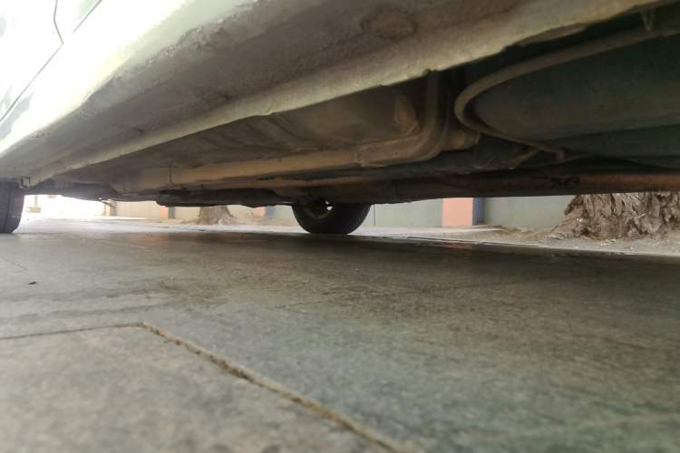 Used Hyundai Verna (older generation) 2011 Hatchback 1.4L Automatic Fashion GT Chassis Rear Left