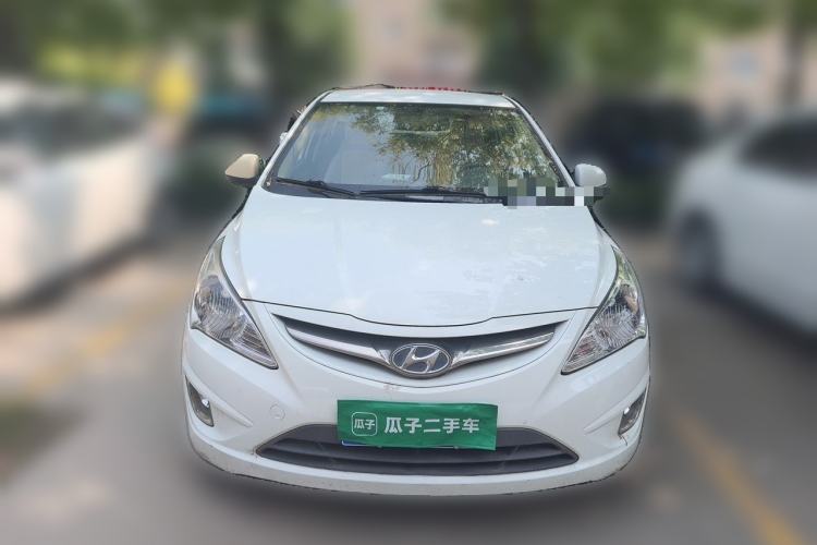 Used Hyundai Verna (older generation) 2011 Hatchback 1.4L Automatic Comfort Model GS Front