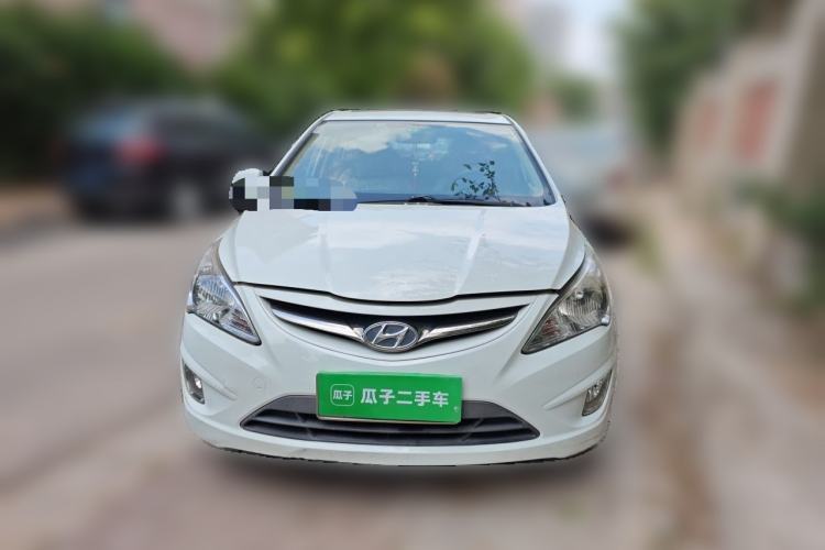 Used Hyundai Verna (older generation) 2011 Hatchback 1.4L Automatic Luxury GLS Model Front