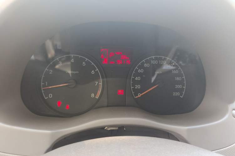 Used Hyundai Verna (older generation) 2011 Hatchback 1.4L Automatic Comfort Model GS Instrument Cluster