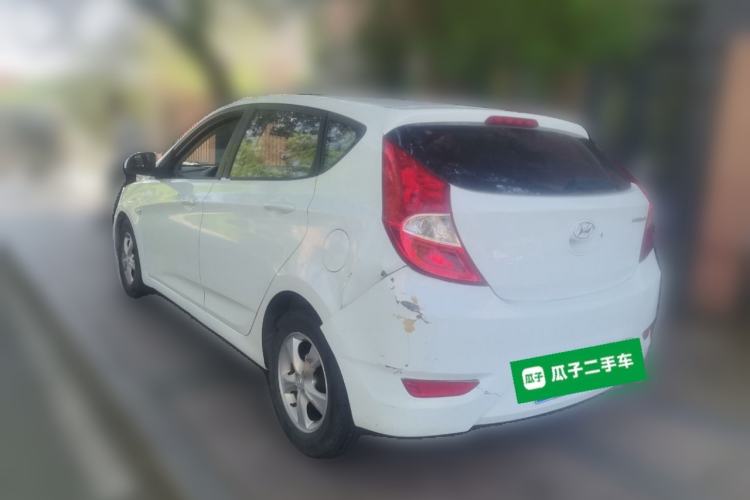 Used Hyundai Verna (older generation) 2011 Hatchback 1.4L Automatic Fashion GT Rear Left 45 Deg