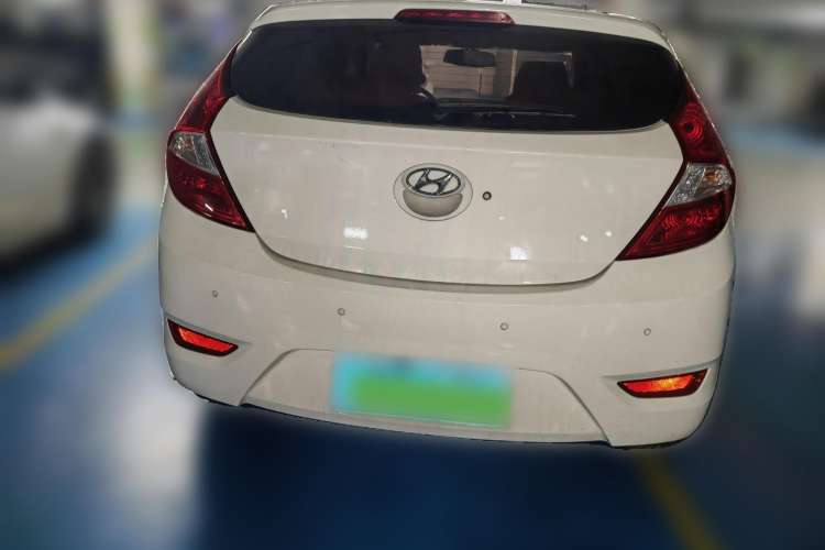 Used Hyundai Verna (older generation) 2011 Hatchback 1.4L Automatic Comfort Model GS Rear