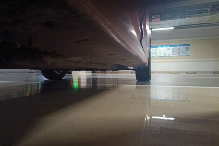 Used Hyundai Verna (older generation) 2013 Sedan 1.4L Automatic Standard GL Model Chassis Rear Right