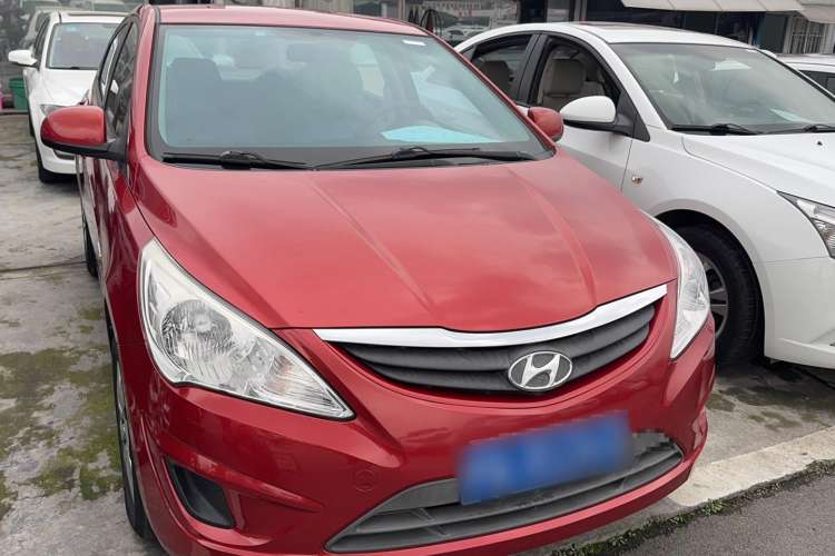 Used Hyundai Verna (older generation) 2013 Sedan 1.4L Automatic Standard GL Model Exterior 2