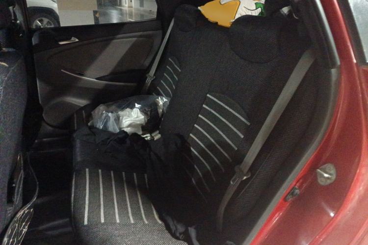 Used Hyundai Verna (older generation) 2013 Sedan 1.4L Automatic Standard GL Model Left Rear Seat