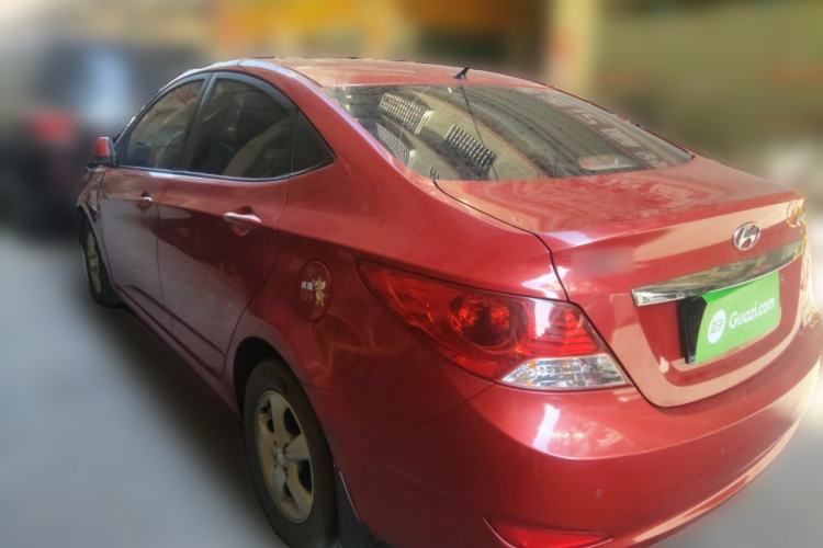 Used Hyundai Verna (older generation) 2013 Sedan 1.4L Automatic Standard GL Model Rear Left 45 Deg