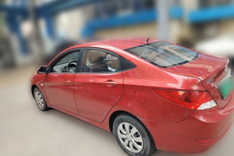 Used Hyundai Verna (older generation) 2013 Sedan 1.4L Automatic Standard GL Model Rear Left 45 Deg