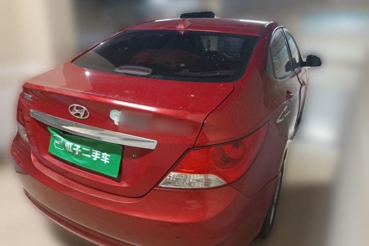 Used Hyundai Verna (older generation) 2013 Sedan 1.4L Automatic Standard GL Model Rear Right 45 Deg