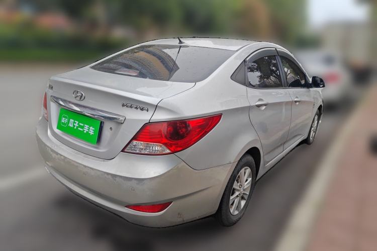 Used Hyundai Verna (older generation) 2013 Sedan 1.4L Automatic Standard GL Model Rear Right 45 Deg