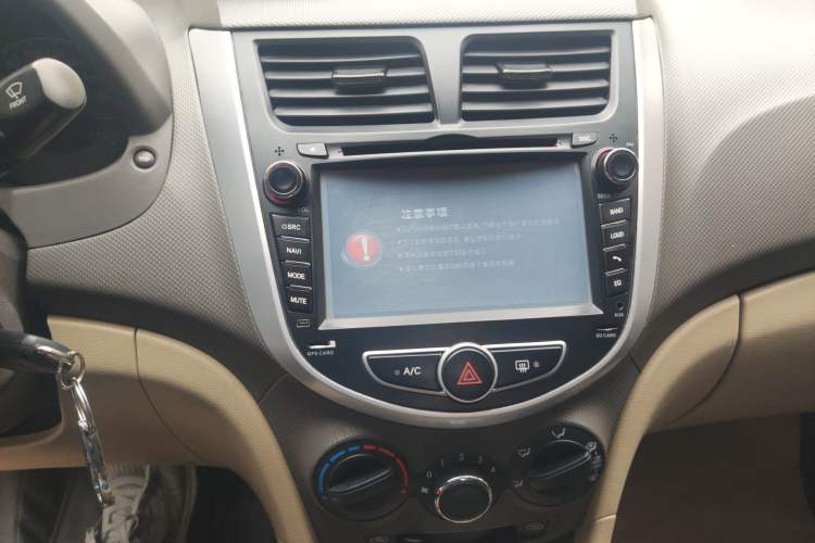 Used Hyundai Verna (older generation) 2013 Sedan 1.4L Automatic Standard GL Model Audio And AC Panel