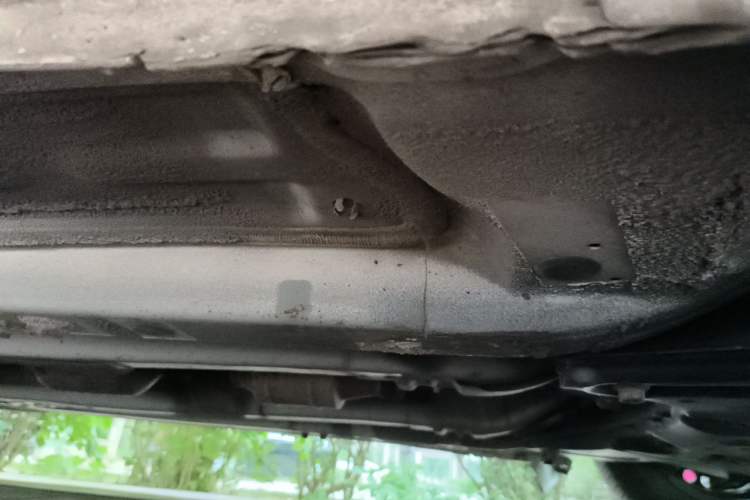 Used Hyundai Verna (older generation) 2013 Sedan 1.4L Automatic Standard GL Model Chassis Front Right
