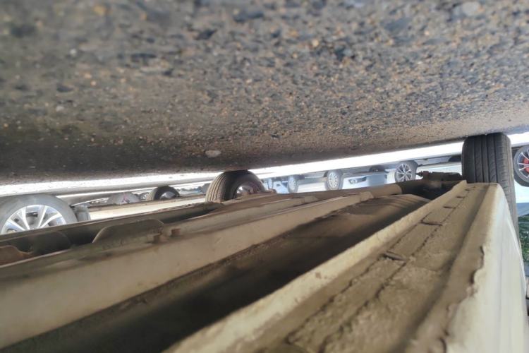 Used Hyundai Verna (older generation) 2013 Sedan 1.4L Automatic Standard GL Model Chassis Front Right