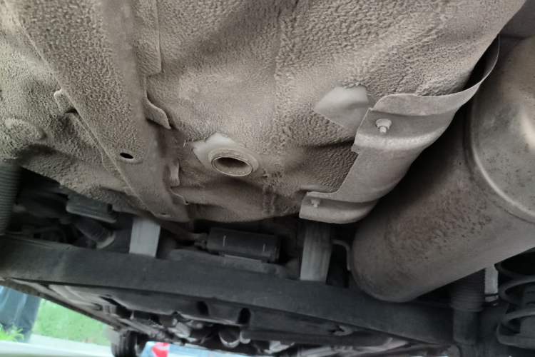 Used Hyundai Verna (older generation) 2013 Sedan 1.4L Automatic Standard GL Model Chassis Rear