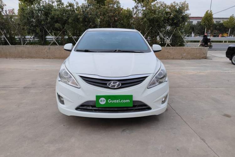 Used Hyundai Verna (older generation) 2013 Sedan 1.4L Automatic Standard GL Model Front