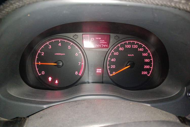 Used Hyundai Verna (older generation) 2013 Sedan 1.4L Automatic Standard GL Model Instrument Cluster
