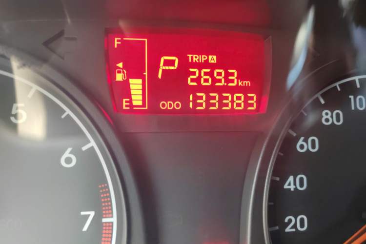 Used Hyundai Verna (older generation) 2013 Sedan 1.4L Automatic Standard GL Model Odometer Close Up