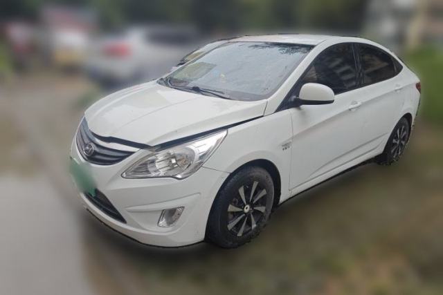 Used Hyundai Verna (older generation) 2013 Sedan 1.4L Automatic Standard GL Model