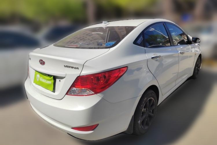 Used Hyundai Verna (older generation) 2013 Sedan 1.4L Automatic Standard GL Model Rear Right 45 Deg