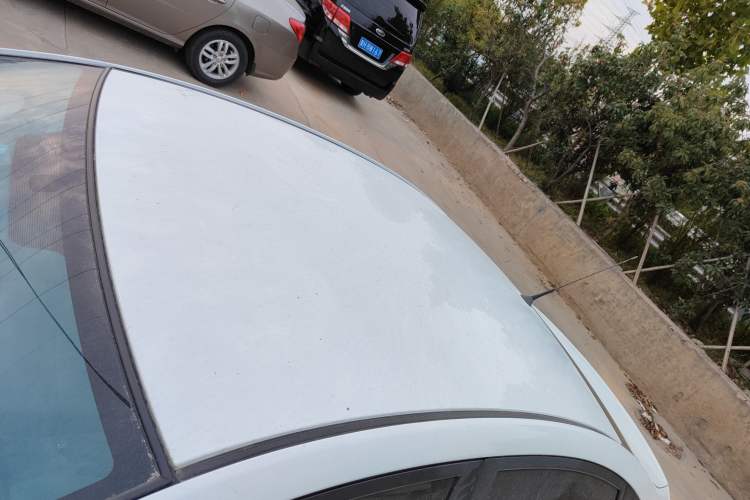 Used Hyundai Verna (older generation) 2013 Sedan 1.4L Automatic Standard GL Model Roof