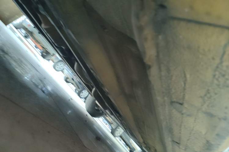 Used Hyundai Verna (older generation) 2013 Sedan 1.4L Automatic Standard GL Model Chassis Front Left