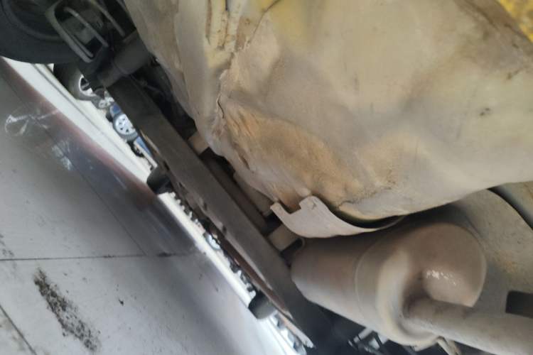 Used Hyundai Verna (older generation) 2013 Sedan 1.4L Automatic Standard GL Model Chassis Rear