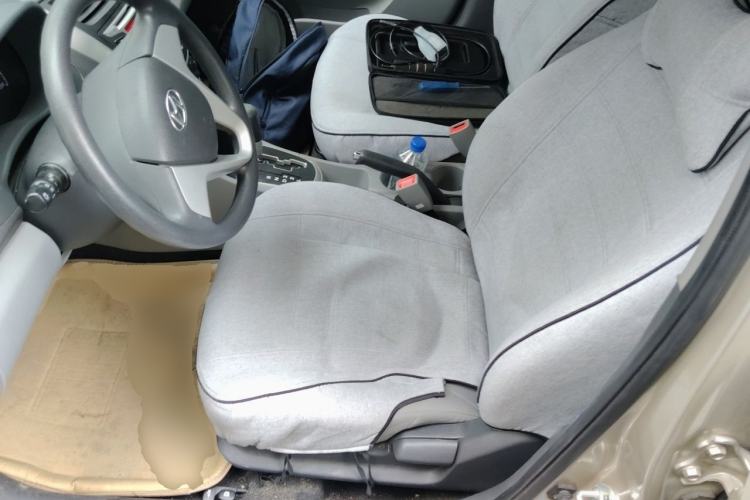 Used Hyundai Verna (older generation) 2013 Sedan 1.4L Automatic Standard GL Model Left Front Seat