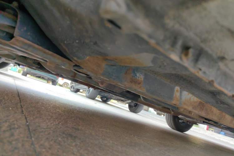 Used Hyundai Verna (older generation) 2014 1.4L Manual Smart GLS Trim Chassis Front Left
