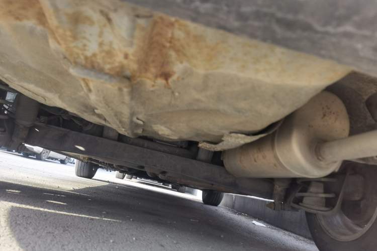 Used Hyundai Verna (older generation) 2014 1.4L Manual Smart GLS Trim Chassis Rear