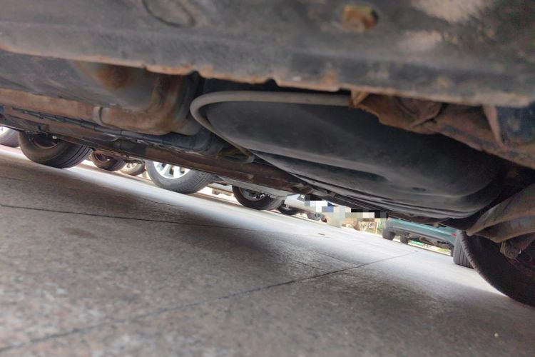 Used Hyundai Verna (older generation) 2014 1.4L Manual Smart GLS Trim Chassis Rear Left