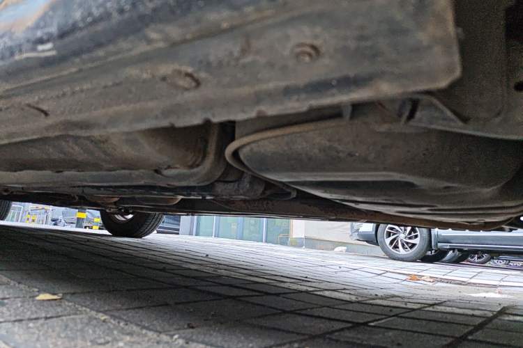 Used Hyundai Verna (older generation) 2014 1.4L Manual Smart GLS Trim Chassis Rear Left