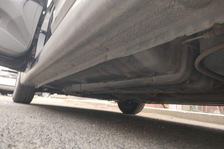 Used Hyundai Verna (older generation) 2014 1.4L Manual Fashion GS Model Chassis Rear Left