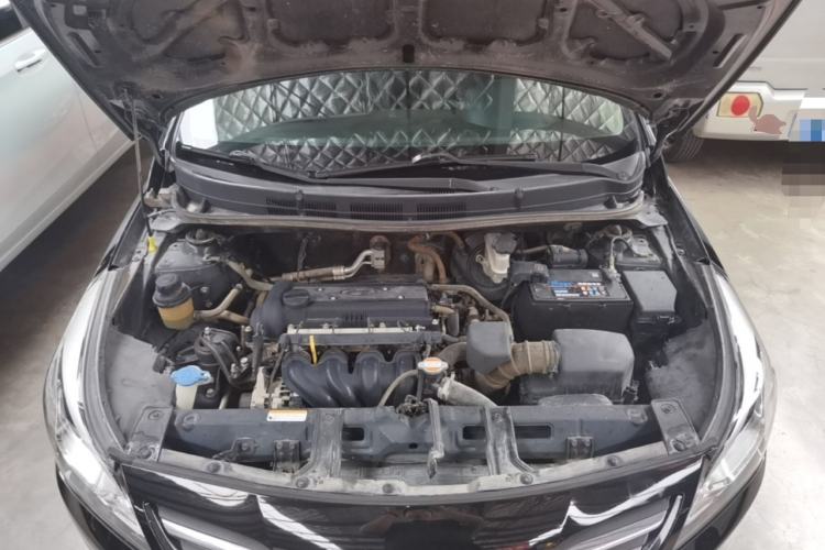 Used Hyundai Verna (older generation) 2014 1.4L Manual Smart GLS Trim Engine Bay