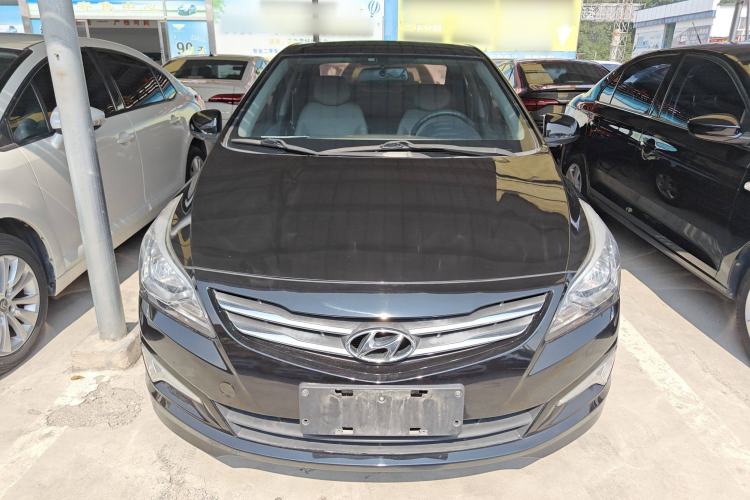 Used Hyundai Verna (older generation) 2014 1.4L Automatic Smart GLS Exterior 1