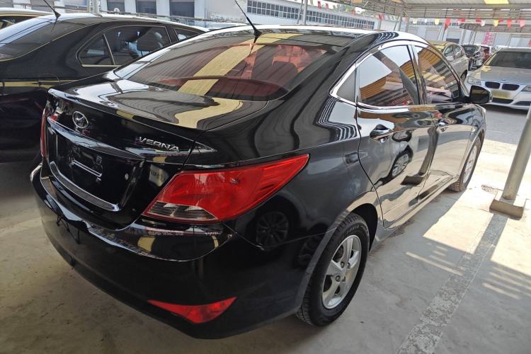 Used Hyundai Verna (older generation) 2014 1.4L Automatic Smart GLS Exterior 3