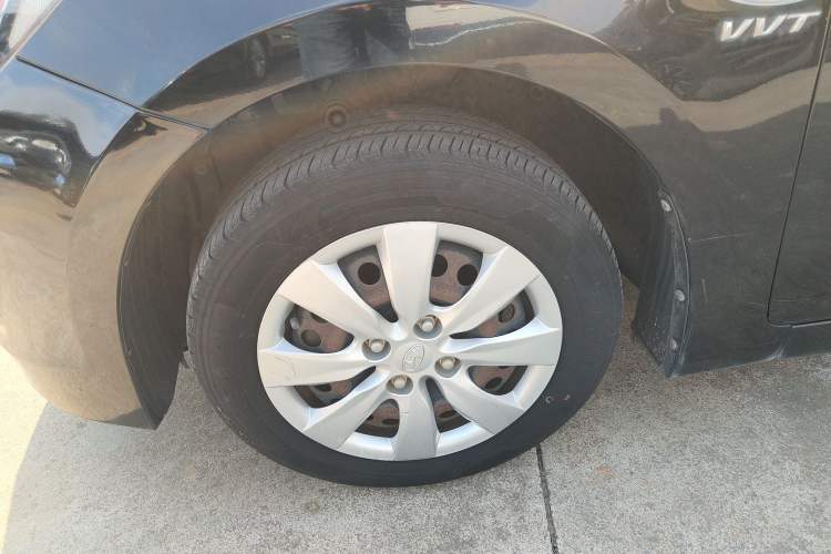 Used Hyundai Verna (older generation) 2014 1.4L Manual Smart GLS Trim Exterior 7