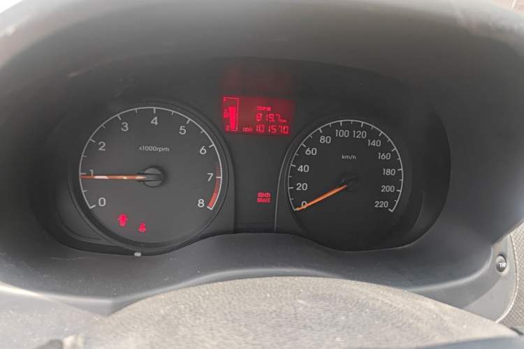 Used Hyundai Verna (older generation) 2014 1.4L Manual Smart GLS Trim Instrument Cluster