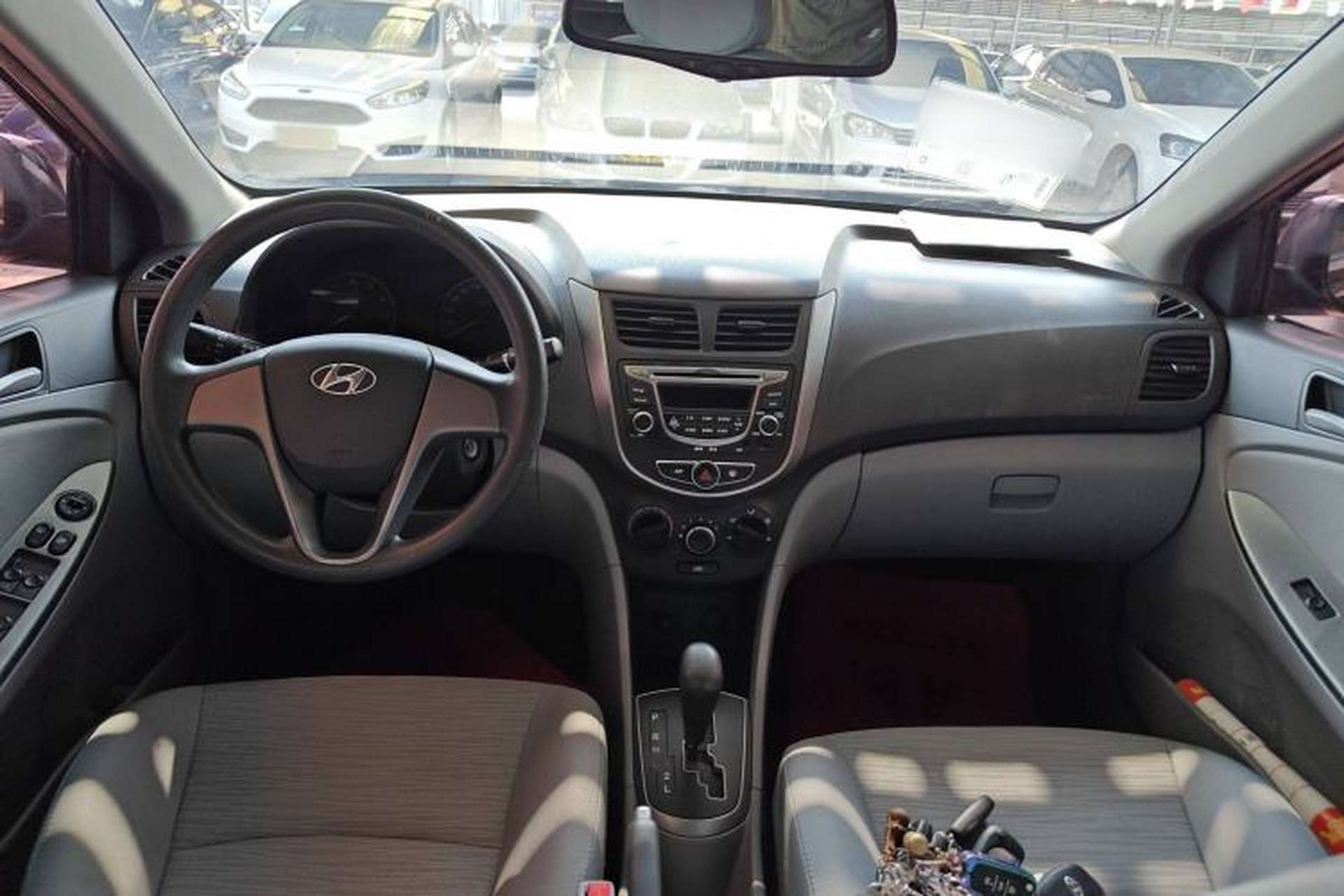 Used Hyundai Verna (older generation) 2014 1.4L Automatic Smart GLS Interior 3