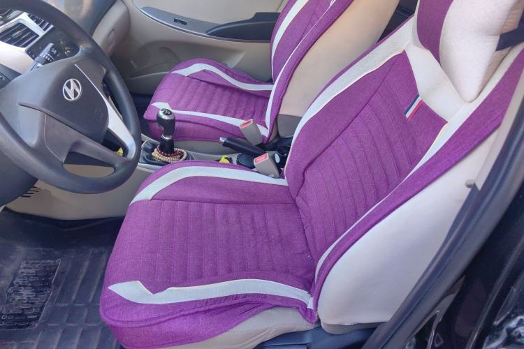 Used Hyundai Verna (older generation) 2014 1.4L Manual Smart GLS Trim Left Front Seat