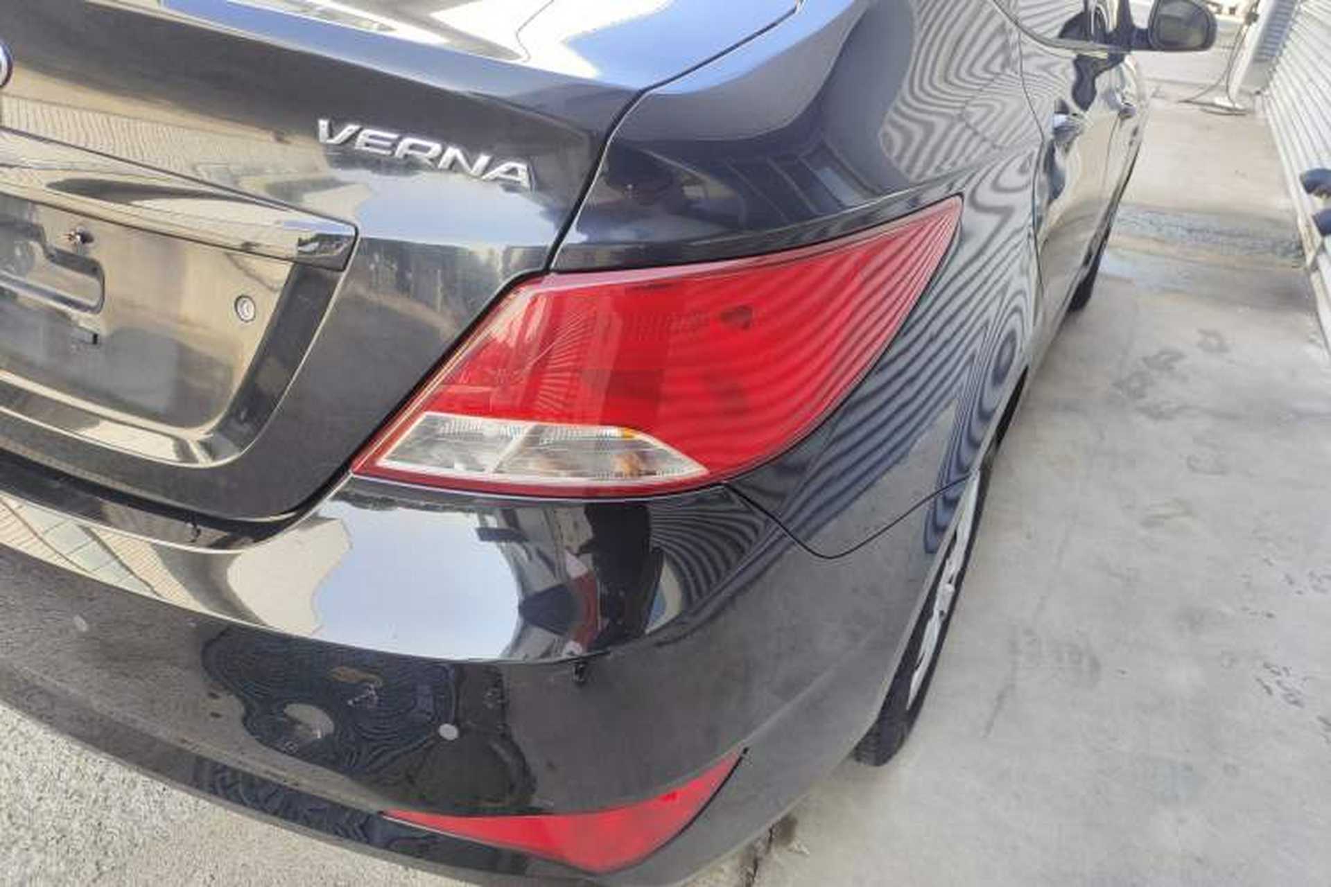 Used Hyundai Verna (older generation) 2014 1.4L Manual Smart GLS Trim Right Rear Taillight
