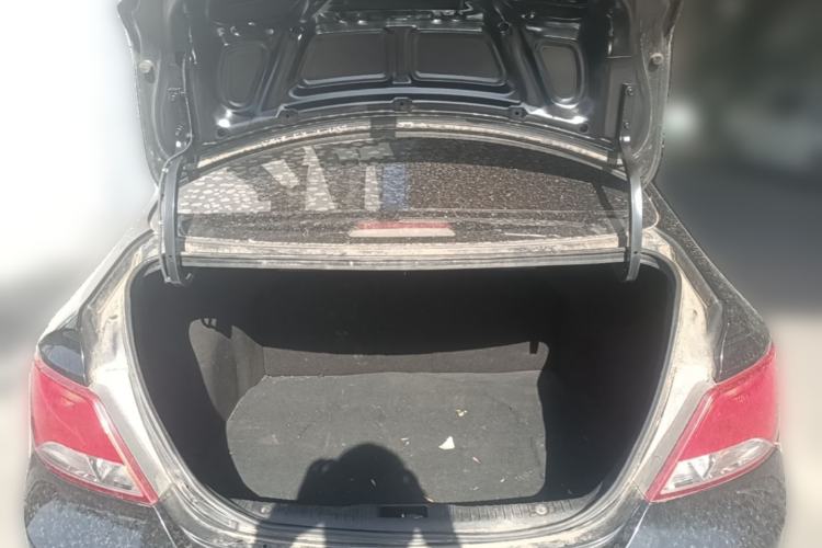 Used Hyundai Verna (older generation) 2014 1.4L Manual Smart GLS Trim Trunk